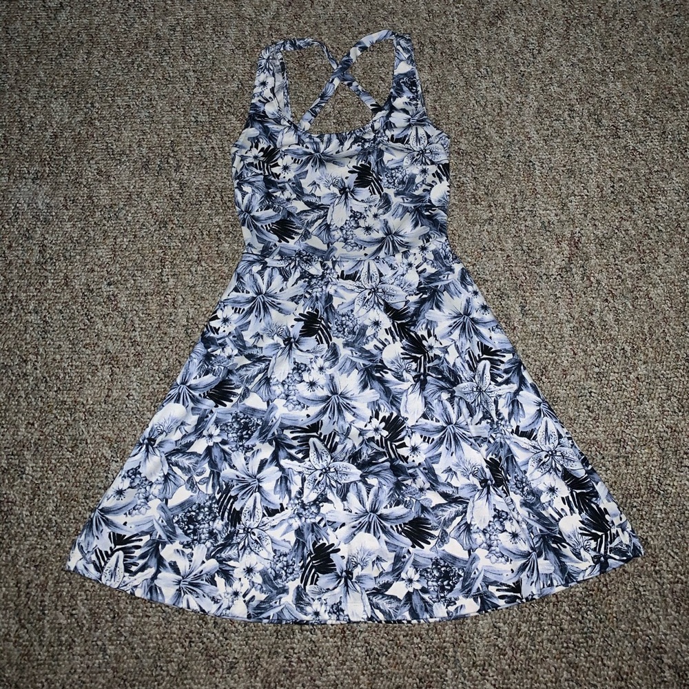 Women’s Sun Dress